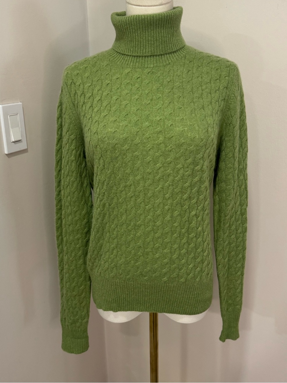 Vintage Geneva Green Cashmere Turtleneck Sweater Large - Picture 2 of 6